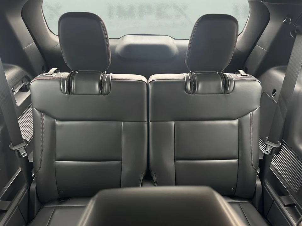 2025 Ford Explorer 6th Gen - Image 12 of 21