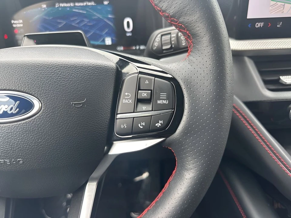 2025 Ford Explorer 6th Gen - Image 16 of 21