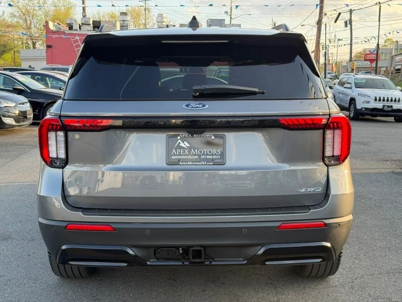 2025 Ford Explorer 6th Gen - Image 12 of 12