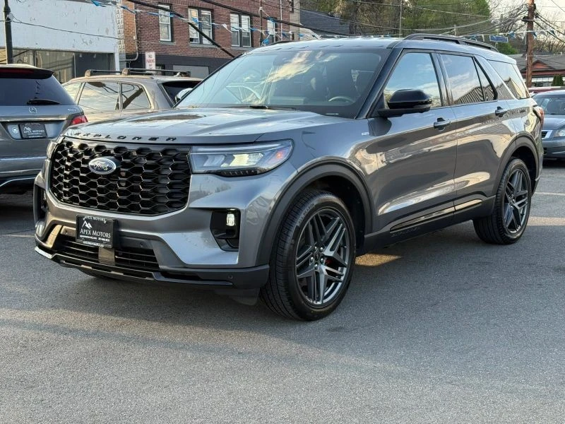 2025 Ford Explorer 6th Gen - Image 6 of 12