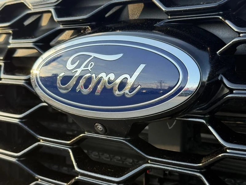 2025 Ford Explorer 6th Gen - Image 4 of 12