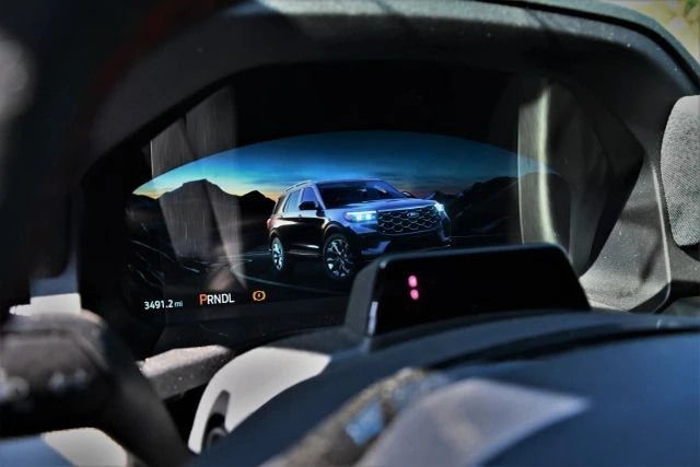 2025 Ford Explorer 6th Gen - Image 10 of 21