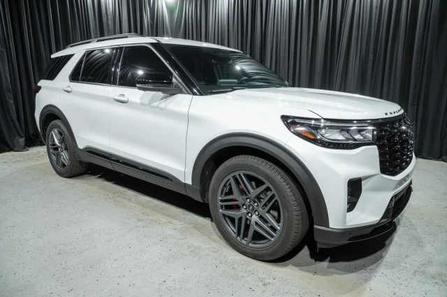 2025 Ford Explorer 6th Gen - Image 3 of 12
