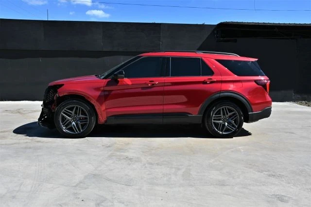 2025 Ford Explorer 6th Gen - Image 7 of 21