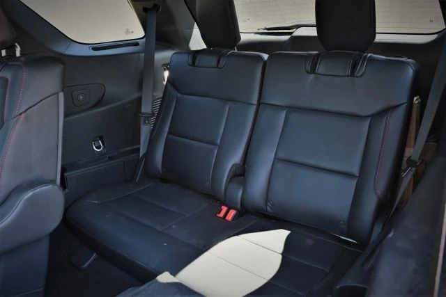 2025 Ford Explorer 6th Gen - Image 19 of 21