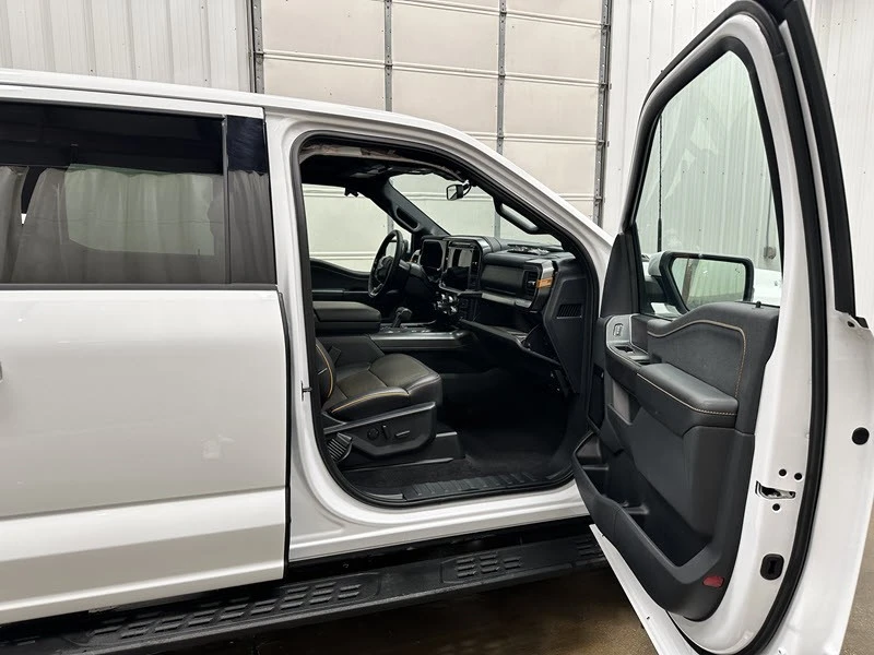 2025 Ford F-150 14th Gen - Image 18 of 23