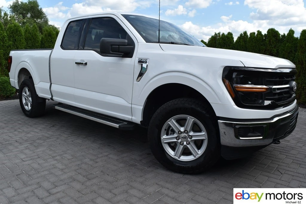 2025 Ford F-150 14th Gen - Image 3 of 24