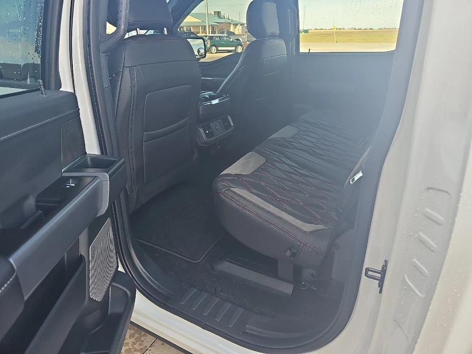 2025 Ford F-150 14th Gen - Image 19 of 31