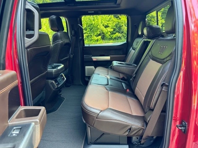 2025 Ford F-150 14th Gen - Image 17 of 31