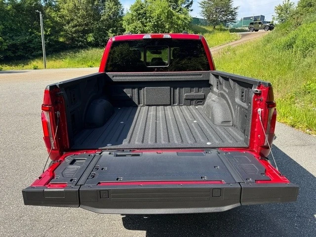 2025 Ford F-150 14th Gen - Image 8 of 31