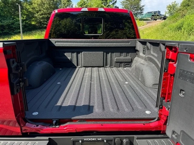 2025 Ford F-150 14th Gen - Image 10 of 31