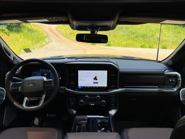 2025 Ford F-150 14th Gen - Image 14 of 31