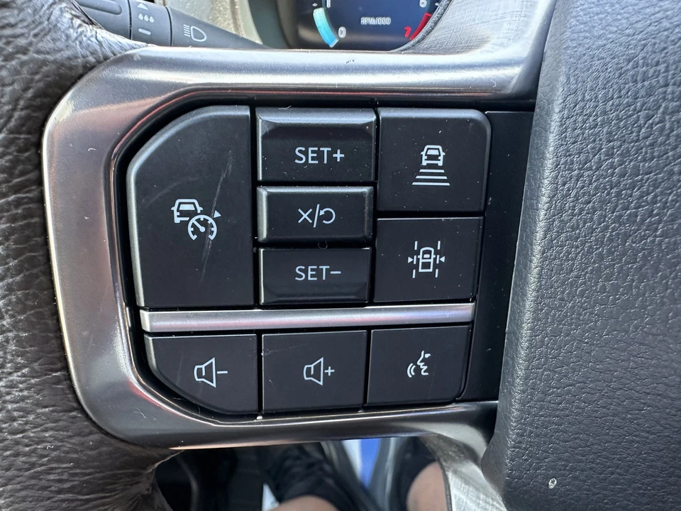 2025 Ford F-150 14th Gen - Image 24 of 31
