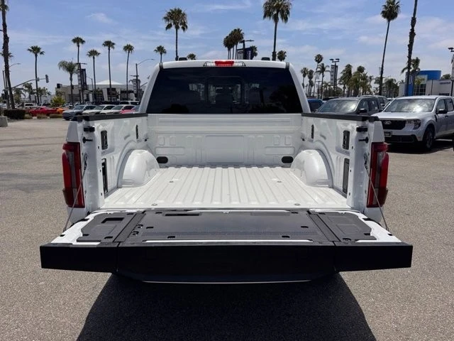 2025 Ford F-150 14th Gen - Image 13 of 30