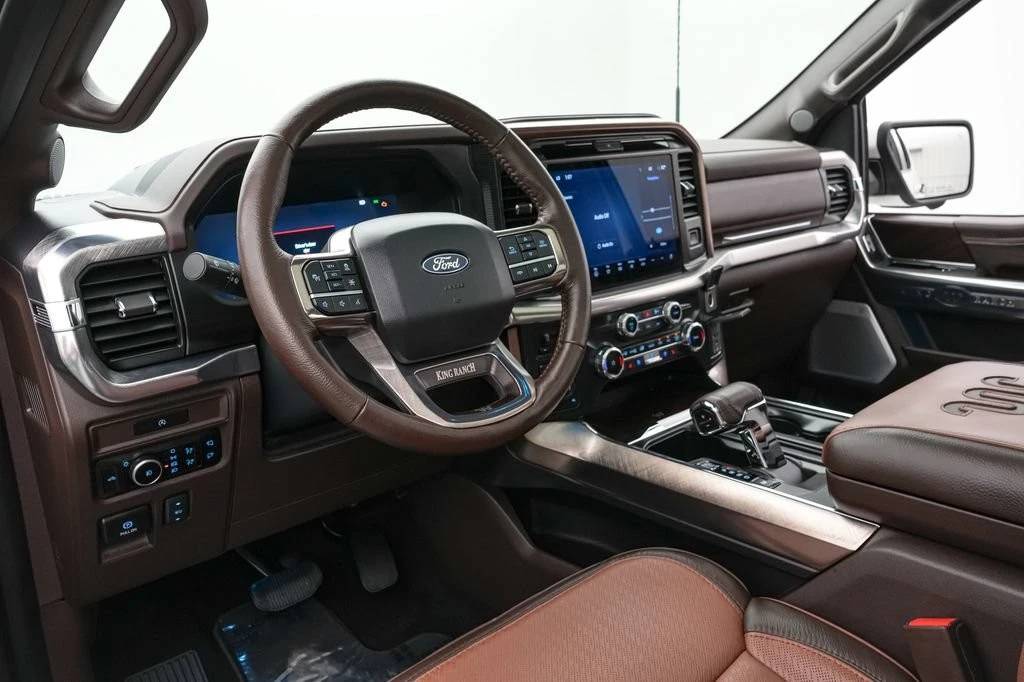 2025 Ford F-150 14th Gen - Image 19 of 31