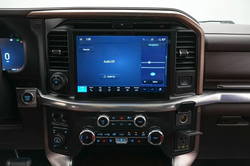 2025 Ford F-150 14th Gen - Image 23 of 31