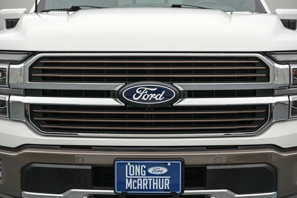 2025 Ford F-150 14th Gen - Image 14 of 31