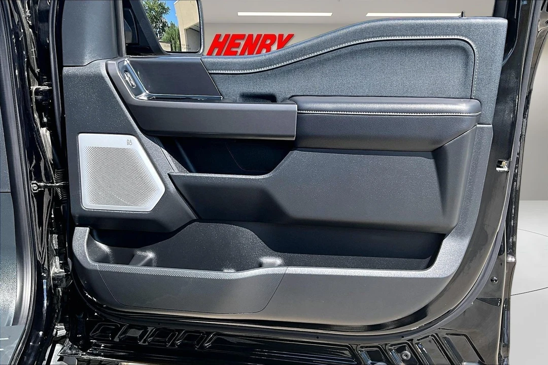 2025 Ford F-150 14th Gen - Image 28 of 31