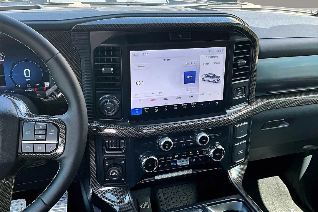 2025 Ford F-150 14th Gen - Image 10 of 31