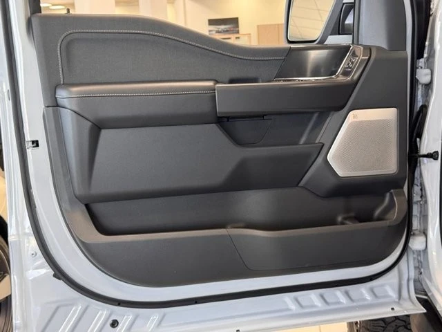 2025 Ford F-150 14th Gen - Image 13 of 26