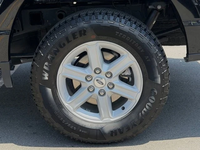 2025 Ford F-150 14th Gen - Image 13 of 31