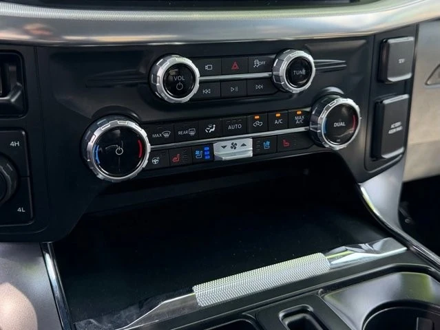 2025 Ford F-150 14th Gen - Image 28 of 31