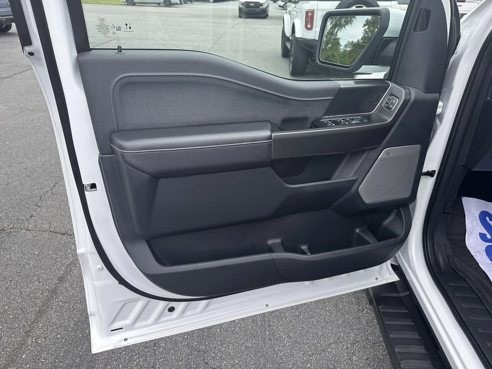 2025 Ford F-150 14th Gen - Image 10 of 31