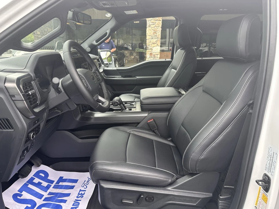 2025 Ford F-150 14th Gen - Image 11 of 31