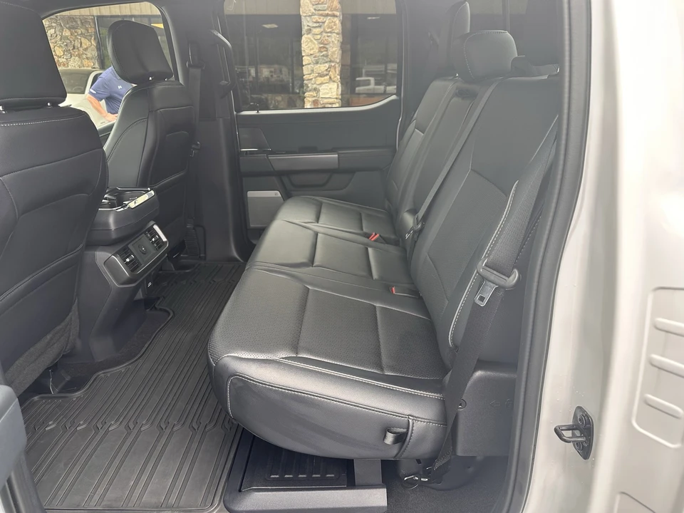2025 Ford F-150 14th Gen - Image 13 of 31