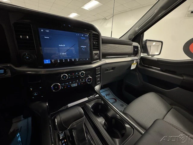2025 Ford F-150 14th Gen - Image 11 of 12