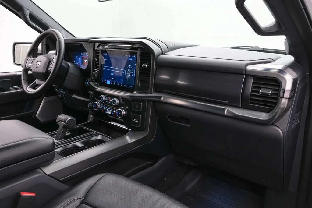 2025 Ford F-150 14th Gen - Image 26 of 28