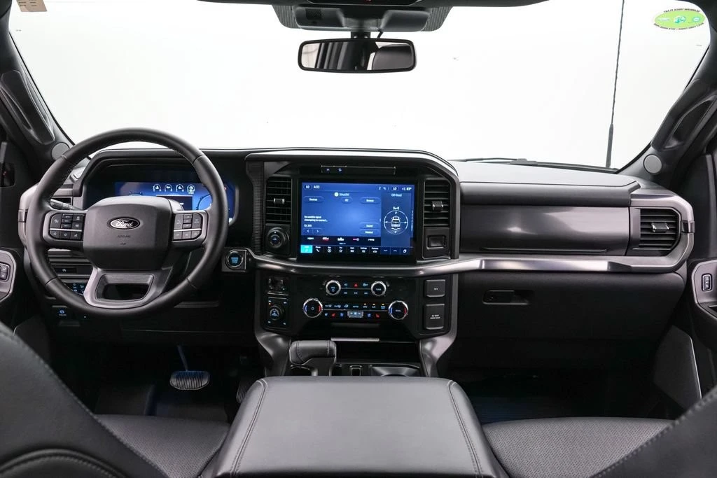 2025 Ford F-150 14th Gen - Image 19 of 28