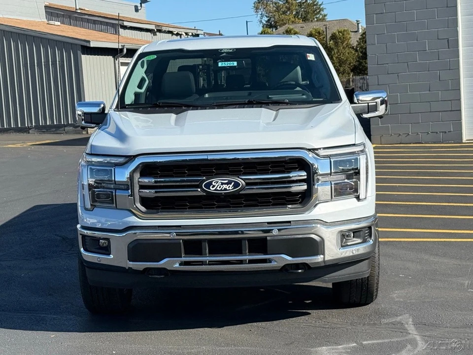 2025 Ford F-150 14th Gen - Image 10 of 12