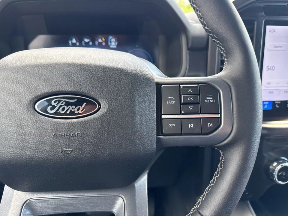 2025 Ford F-150 14th Gen - Image 15 of 31
