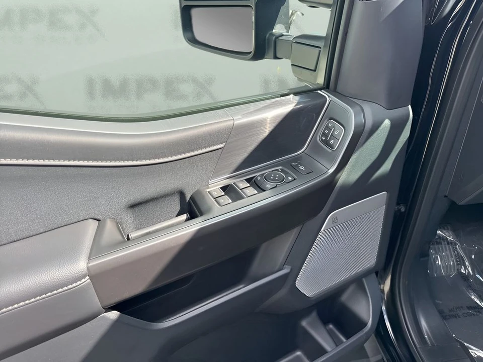 2025 Ford F-150 14th Gen - Image 26 of 31