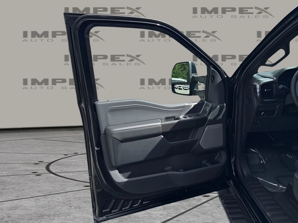 2025 Ford F-150 14th Gen - Image 25 of 31