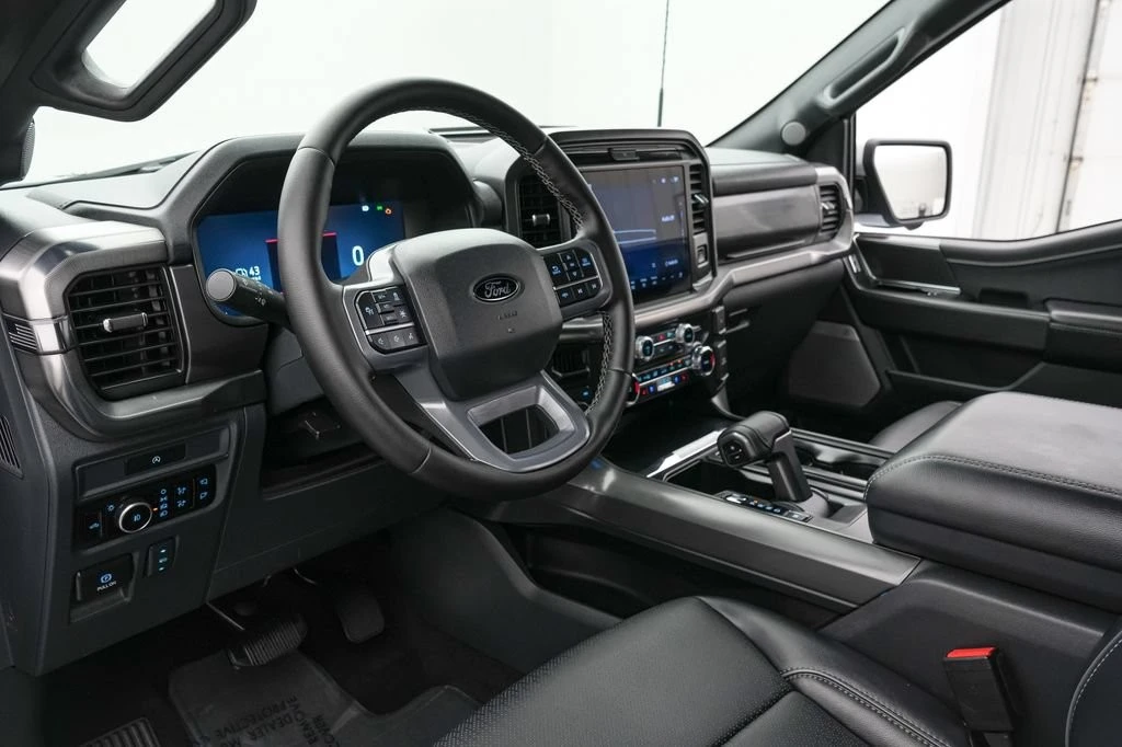 2025 Ford F-150 14th Gen - Image 14 of 25
