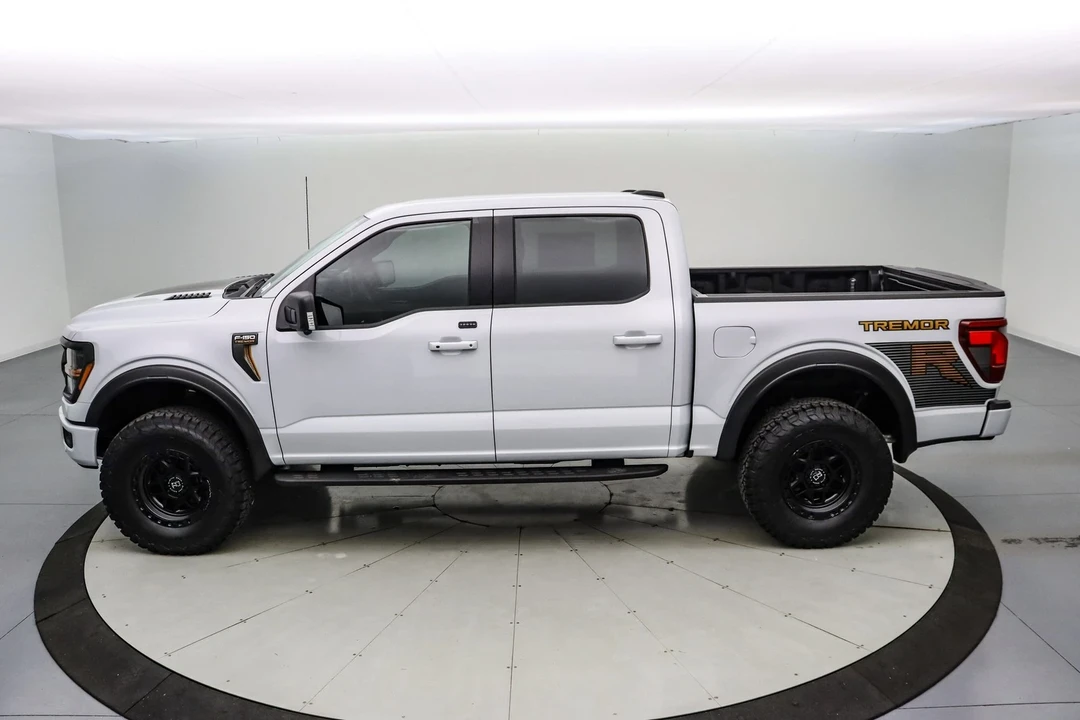 2025 Ford F-150 14th Gen - Image 10 of 21