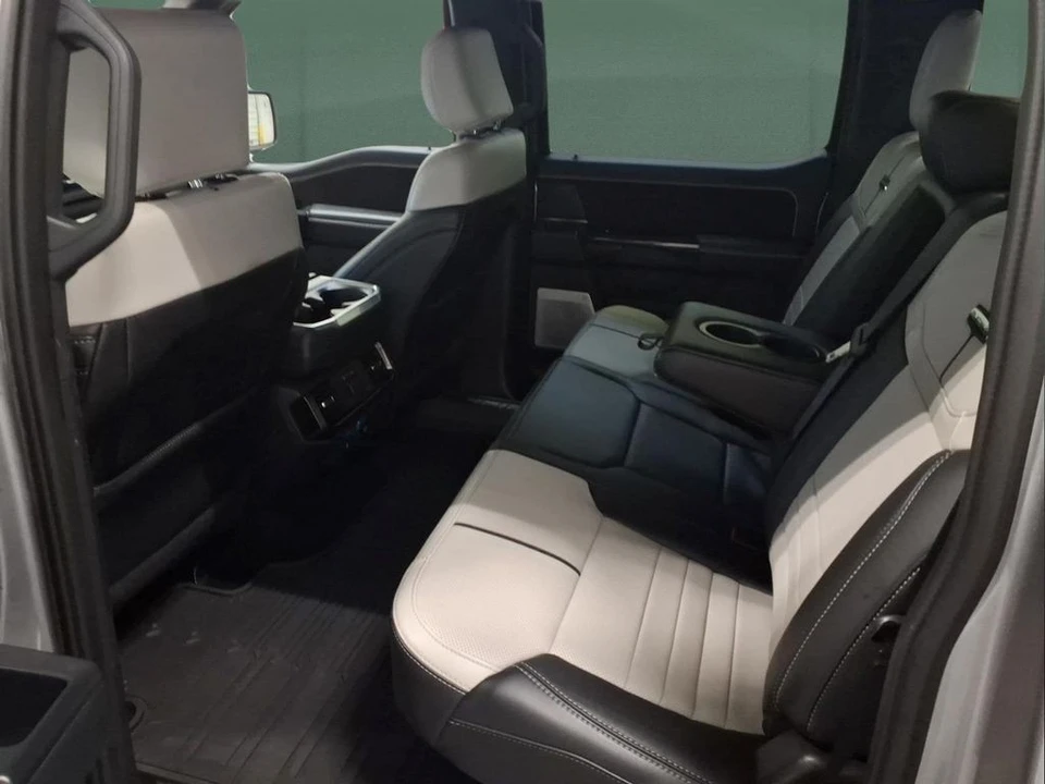 2025 Ford F-150 14th Gen - Image 24 of 25