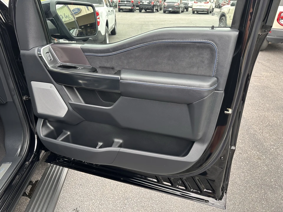 2025 Ford F-150 14th Gen - Image 14 of 31