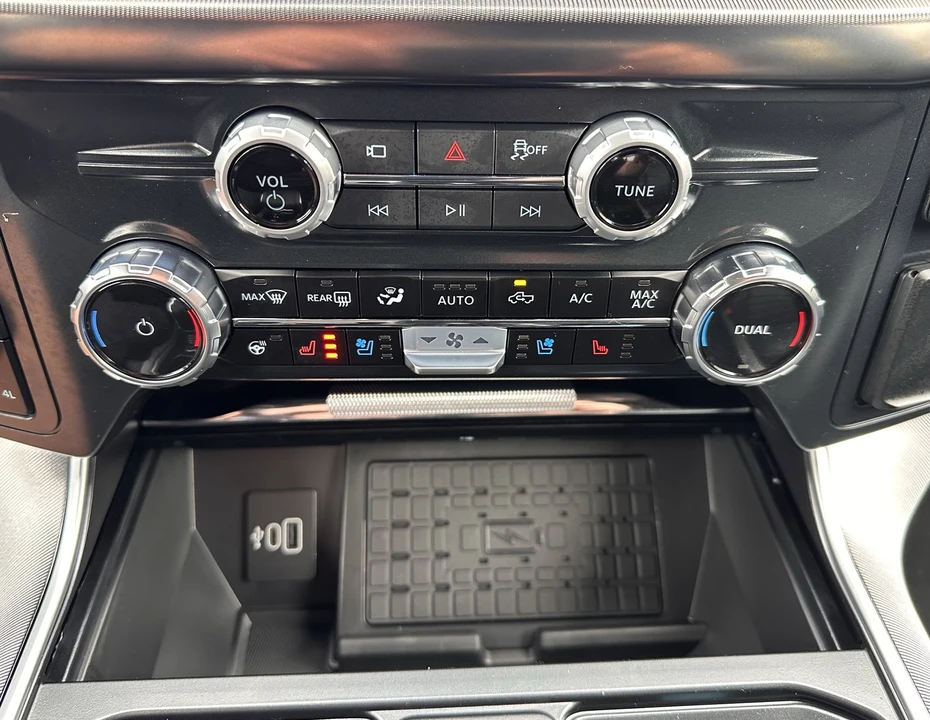 2025 Ford F-150 14th Gen - Image 29 of 31
