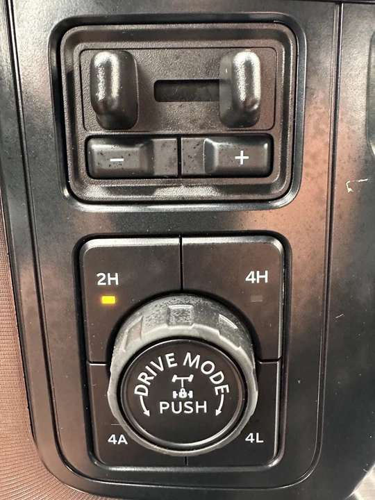 2025 Ford F-150 14th Gen - Image 21 of 31