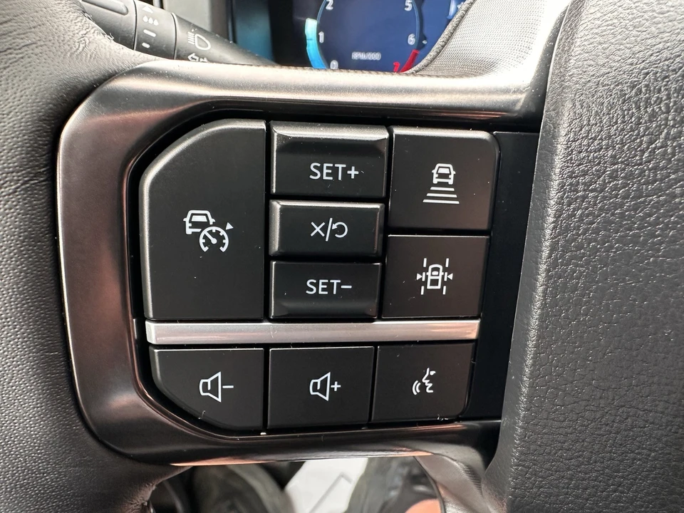 2025 Ford F-150 14th Gen - Image 23 of 31