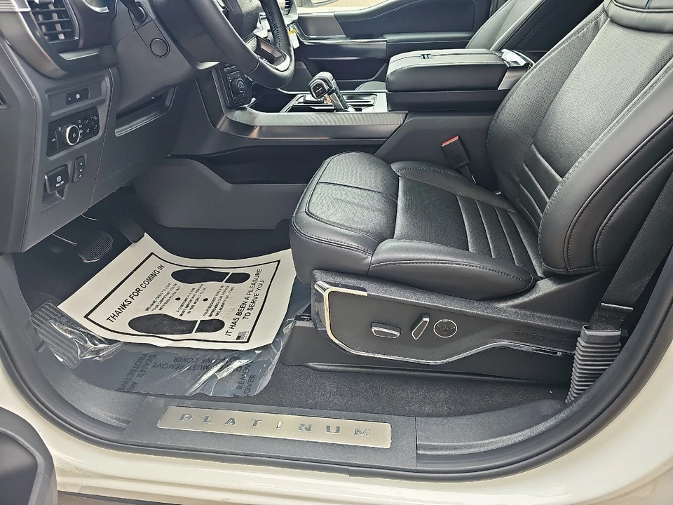 2025 Ford F-150 14th Gen - Image 24 of 30