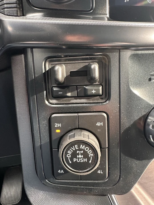 2025 Ford F-150 14th Gen - Image 20 of 21
