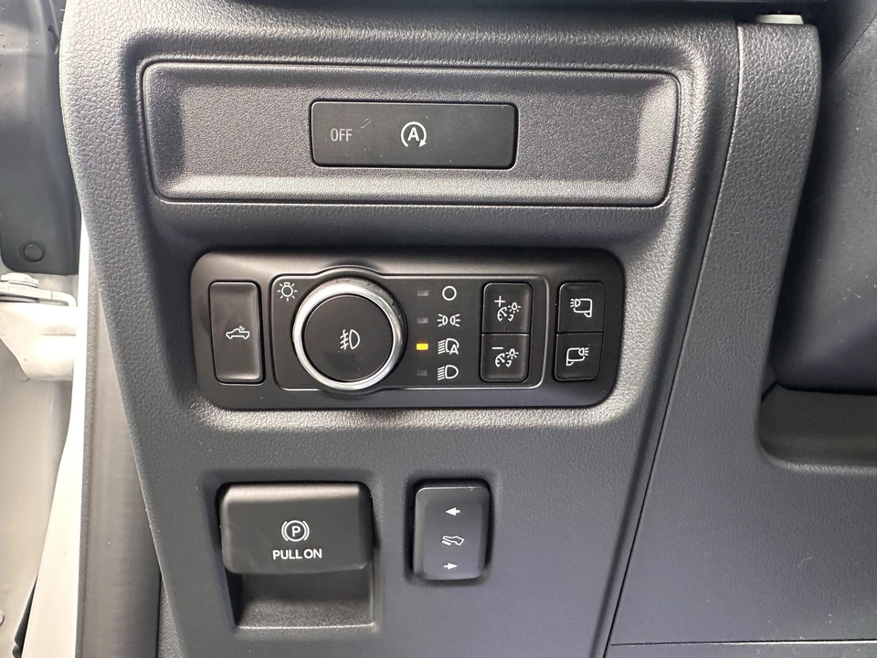 2025 Ford F-150 14th Gen - Image 19 of 21
