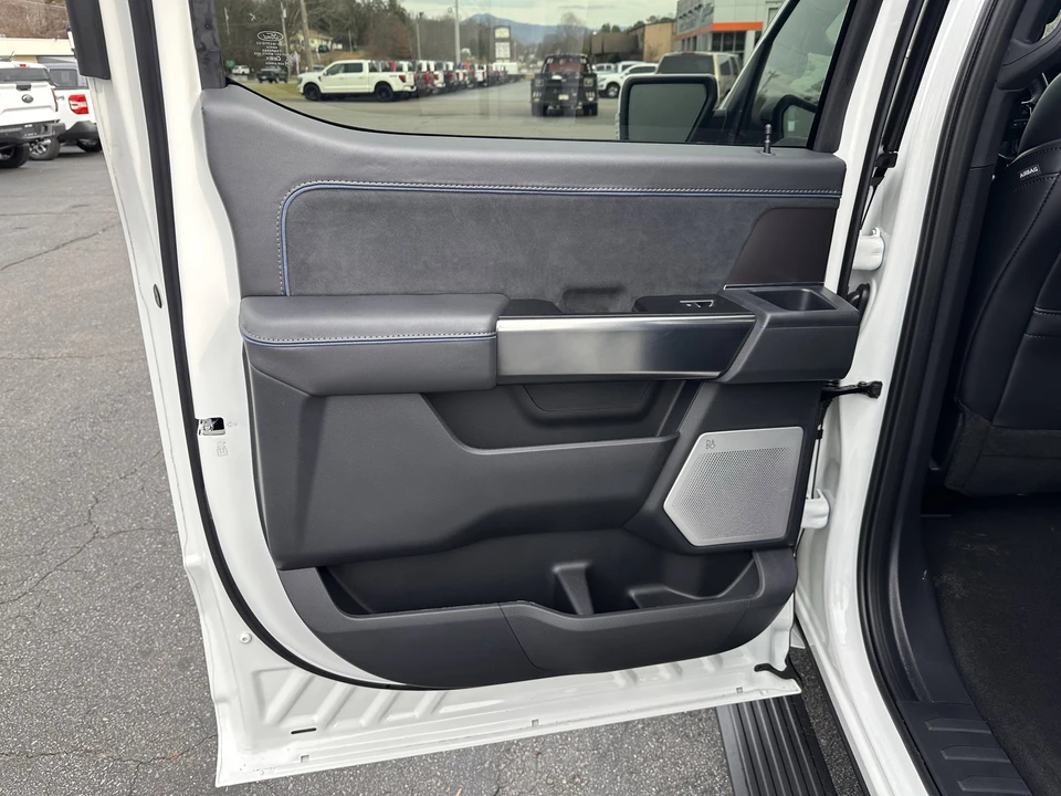 2025 Ford F-150 14th Gen - Image 11 of 21