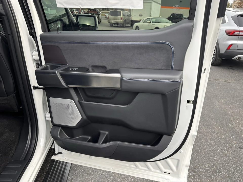 2025 Ford F-150 14th Gen - Image 16 of 21
