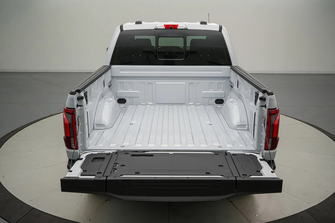 2025 Ford F-150 14th Gen - Image 7 of 21