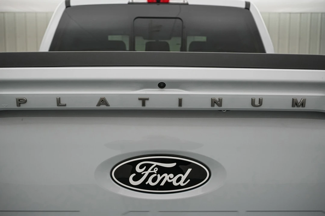 2025 Ford F-150 14th Gen - Image 15 of 21